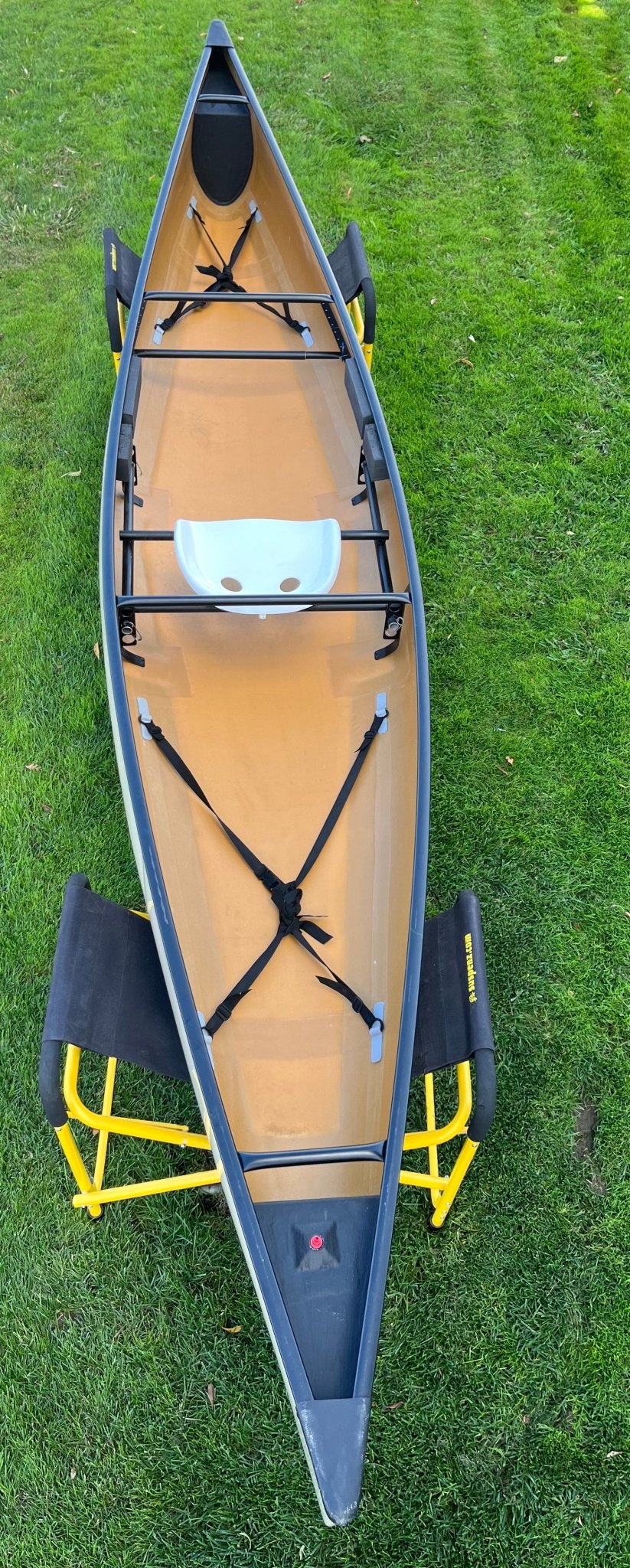 Headwaters Adventure Co - USED Clipper Solitude Ultralight 15'6" FG/Kevlar Solo Canoe - Headwaters Adventure Co